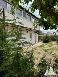 10-Bedroom Villa/Guesthouse, 23 August – Exceptional Opportunity - foto 5