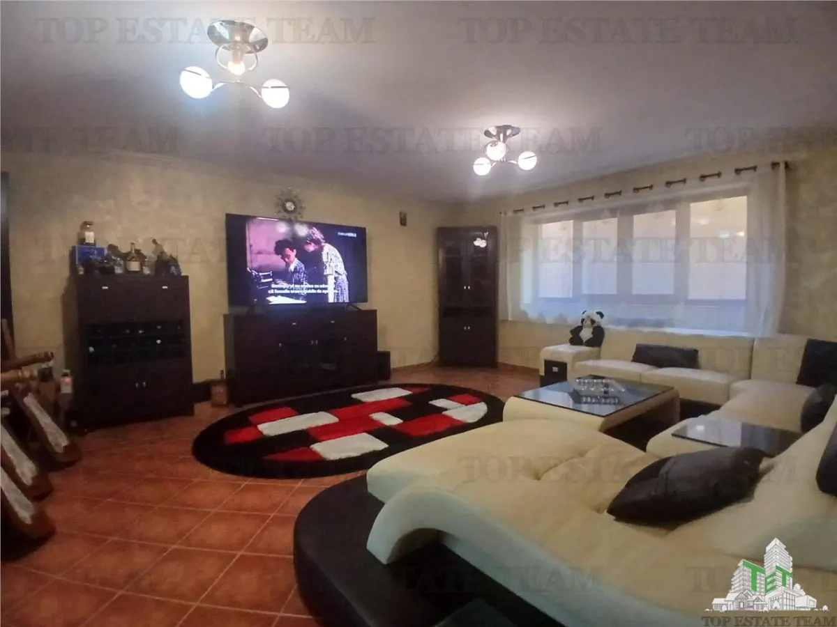 Elegant Spacious Villa with Private Garden 500 sqm, Popesti Leordeni - foto 5