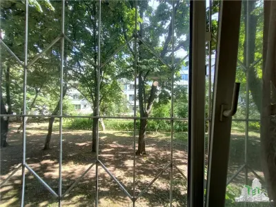 Appartement Moderne 4 Chambres, Immeuble Réhabilité, 75 sqm, RDC/4, Zone Ozana - foto 20