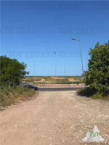 1,000 m² Buildable Land in 23 August, Dulcesti with Guesthouse Project - foto 2
