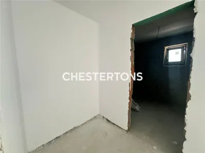 Modern 4-Bedroom Villa with Garden, Tranquil Setting, Unique Opportunity - foto 11