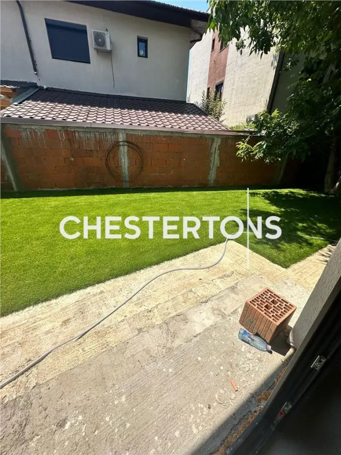 Modern 4-Bedroom Villa with Garden, Tranquil Setting, Unique Opportunity - foto 19