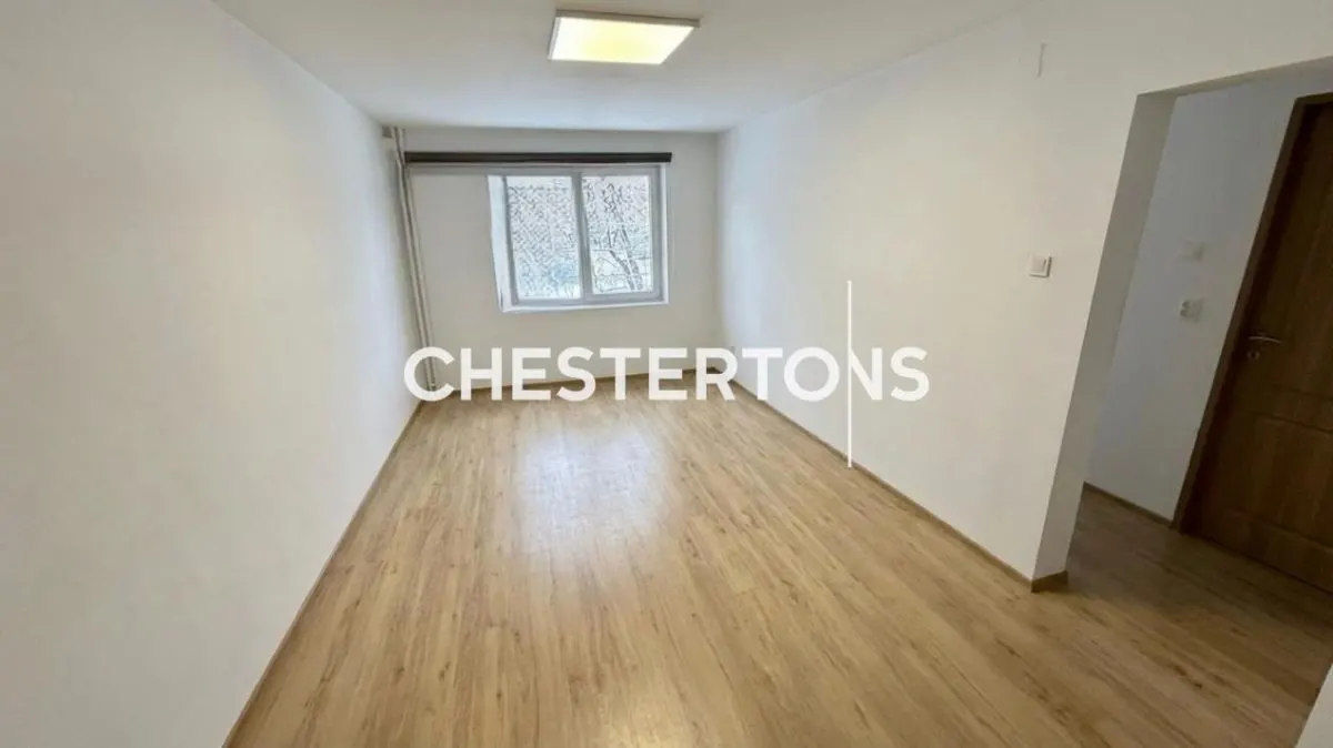 Apartment with 4 bedrooms for sale 85.36 sqm in Bucuresti, Crangasi area - foto 9