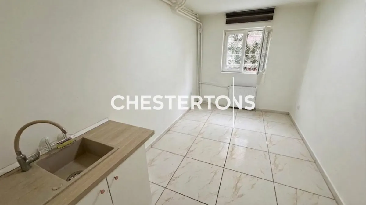 Apartment with 4 bedrooms for sale 85.36 sqm in Bucuresti, Crangasi area - foto 4