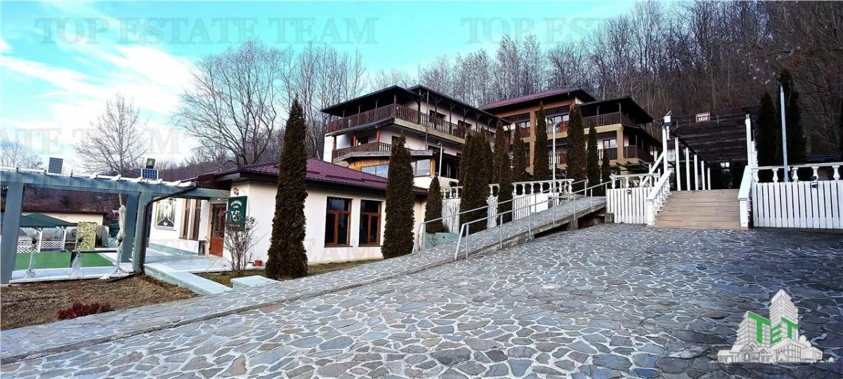 Hotel for sale in Cornu de Jos (Cornu) - foto 3