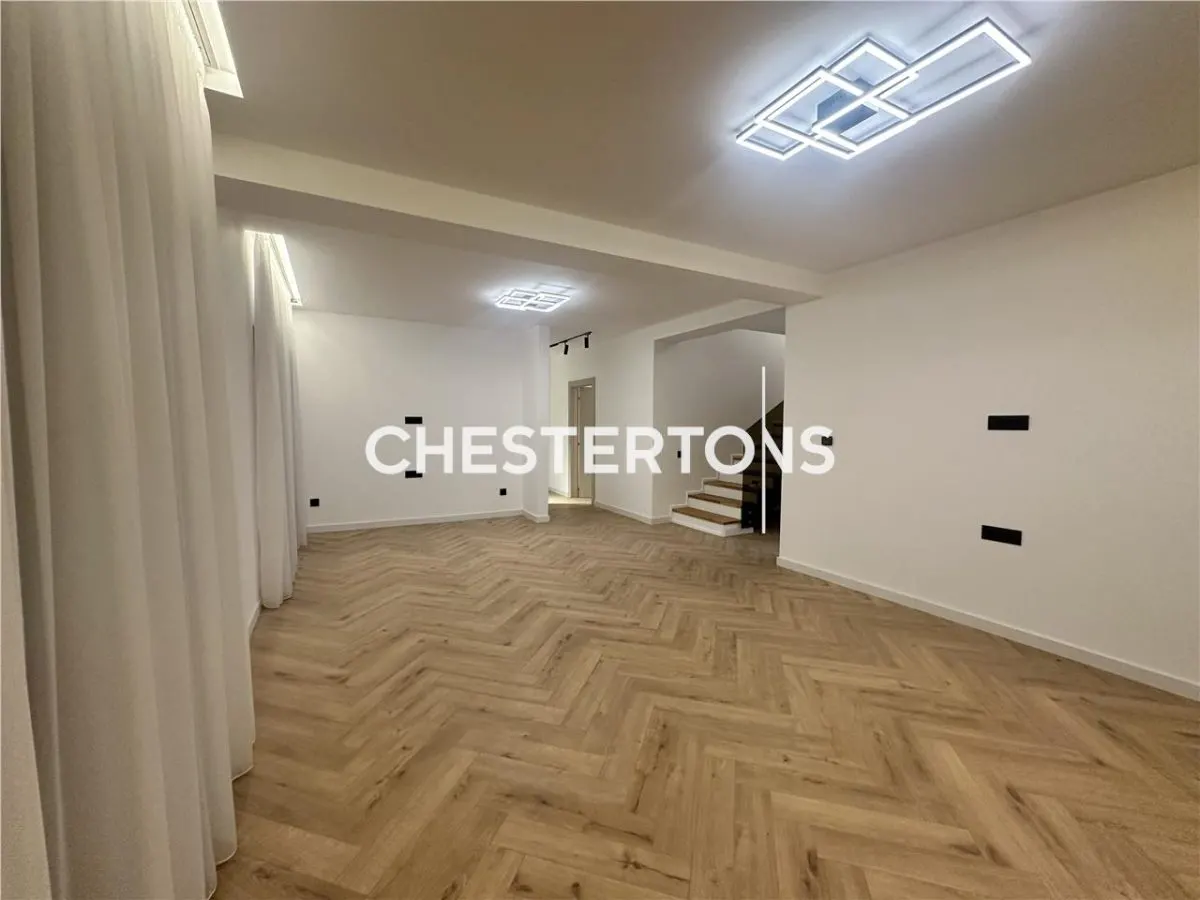 House / villa for sale 140 sqm in Domnesti, Central area - foto 4