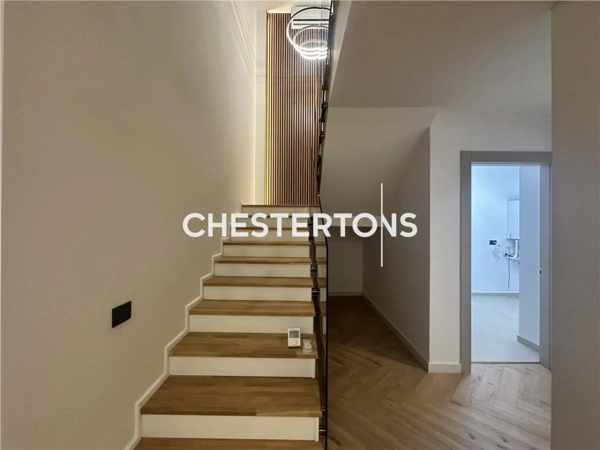 House / villa for sale 140 sqm in Domnesti, Central area - foto 5