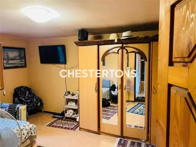 Spacious House for Sale, Multiple Bedrooms | 23 August District - foto 2