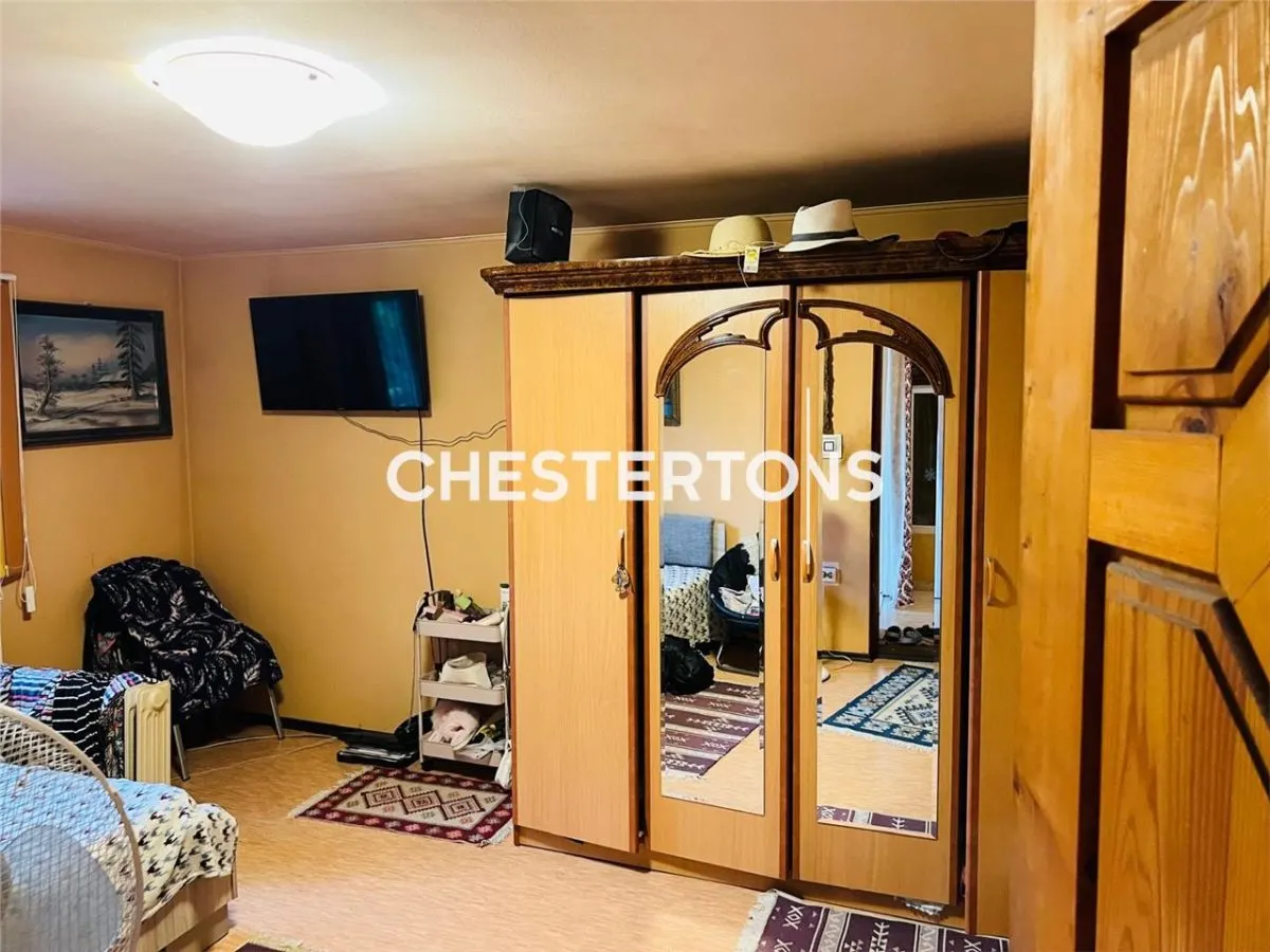 Spacious House for Sale, Multiple Bedrooms | 23 August District - foto 2