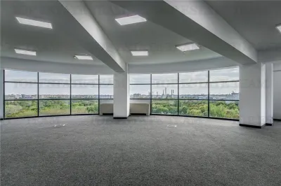 Spatiu comercial cu view de inchiriat in Sector 3 - foto 4