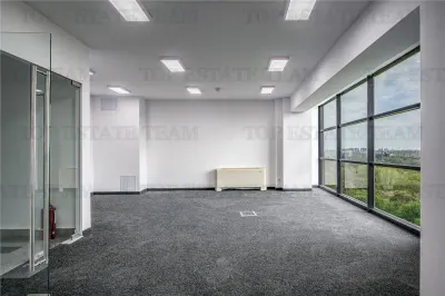 Spatiu comercial cu view de inchiriat in Sector 3 - foto 5