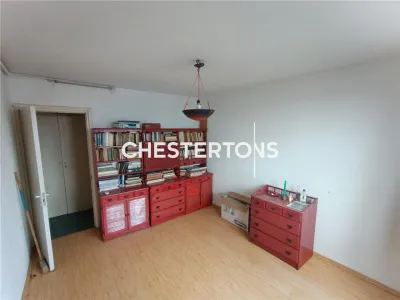 Two-Bedroom Apartment with Balcony, Dr. Taberei, 50m from Romancierilor Metro - foto 3