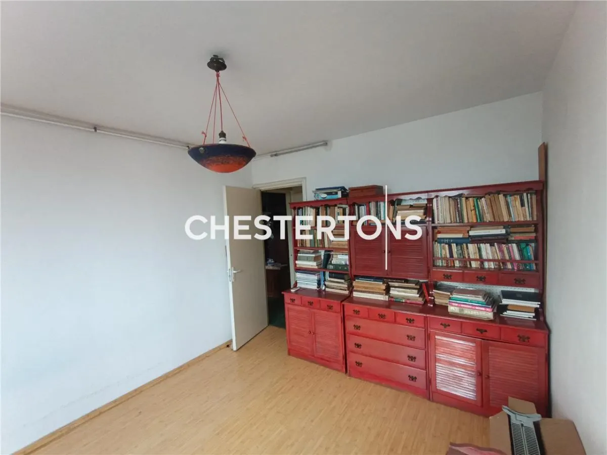 Two-Bedroom Apartment with Balcony, Dr. Taberei, 50m from Romancierilor Metro - foto 4