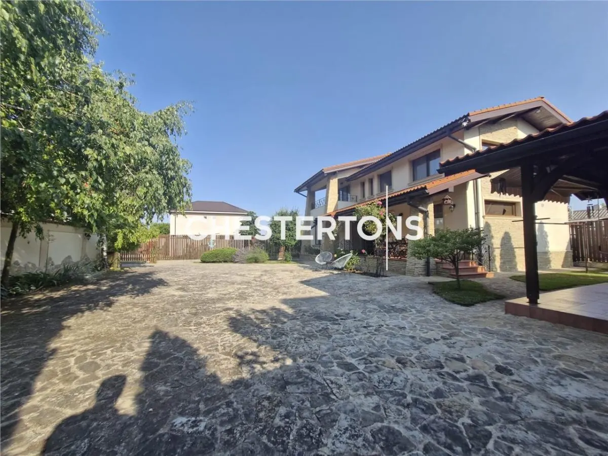 Premium 5-Bedroom Villa with 551 m² Plot in Costinesti Schitu - foto 5