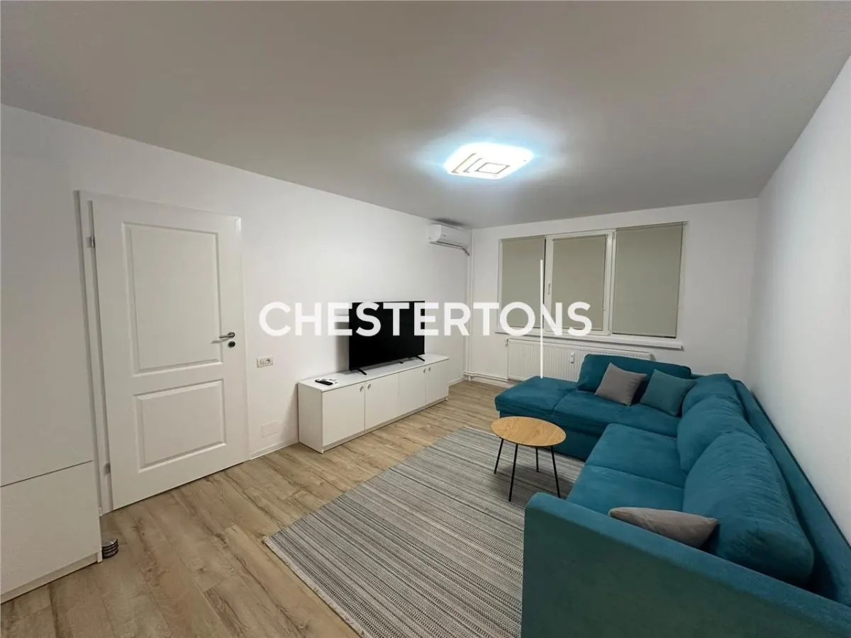 Apartment with 2 bedrooms for sale 48.7 sqm in Bucuresti, Margeanului area - foto 1