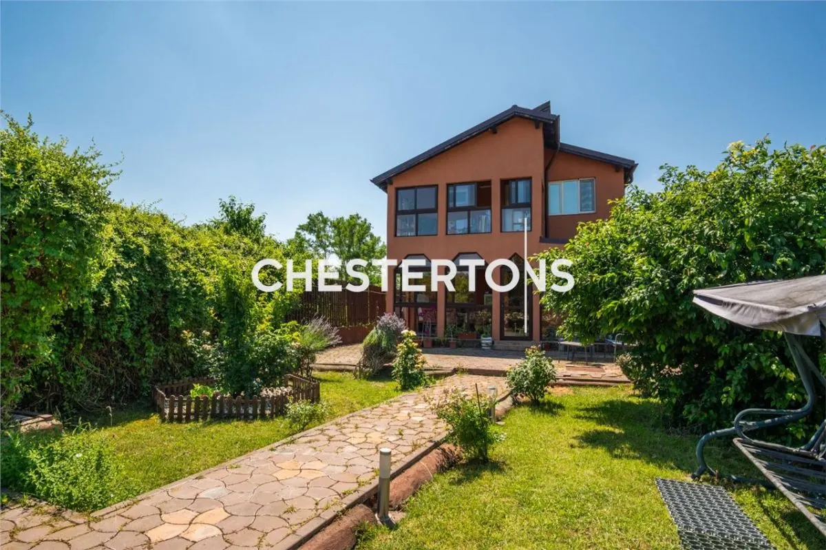 Private Villa with 800sqm Land and Double Garage near Bucuresti Ring Road - foto 4