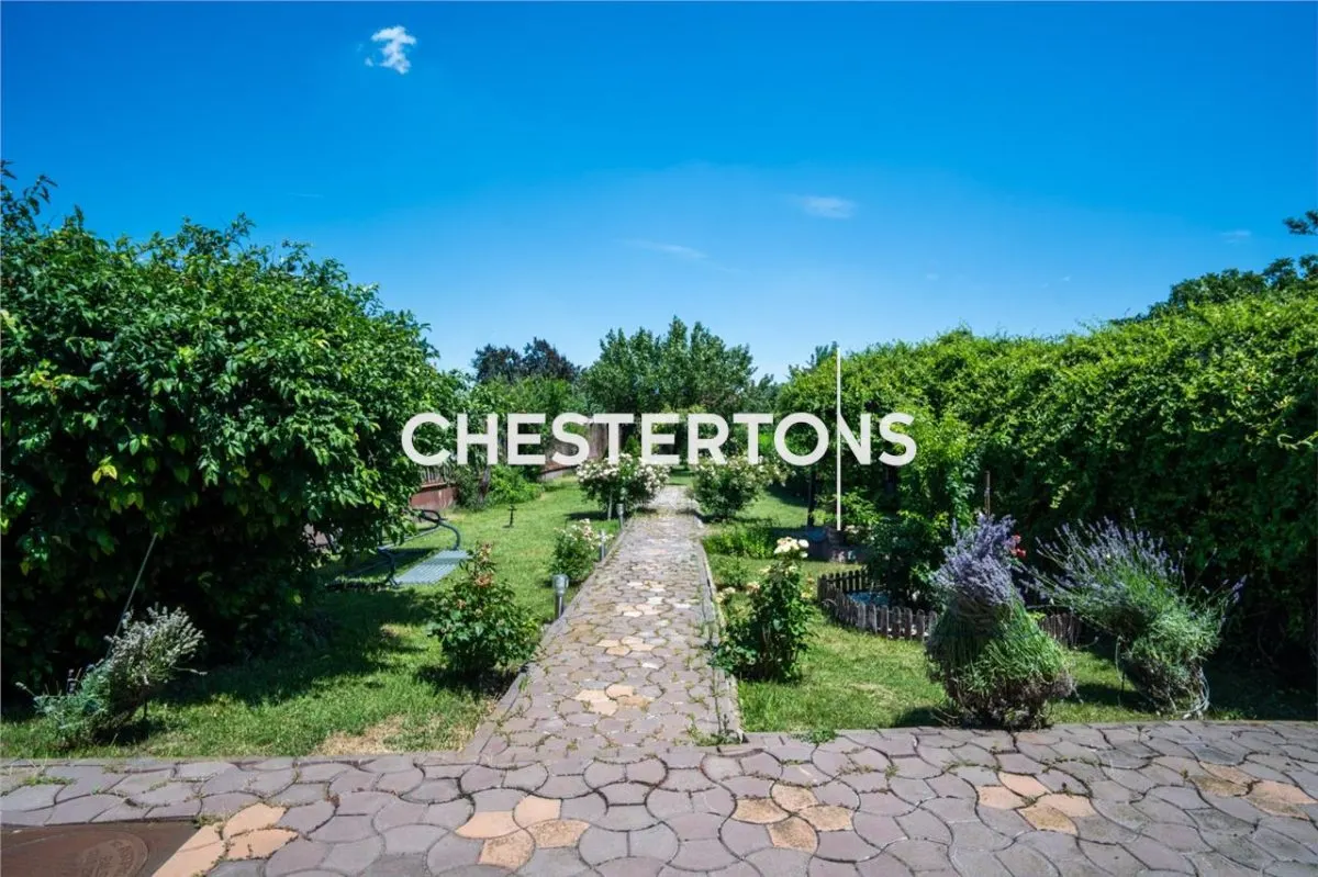 Private Villa with 800sqm Land and Double Garage near Bucuresti Ring Road - foto 7