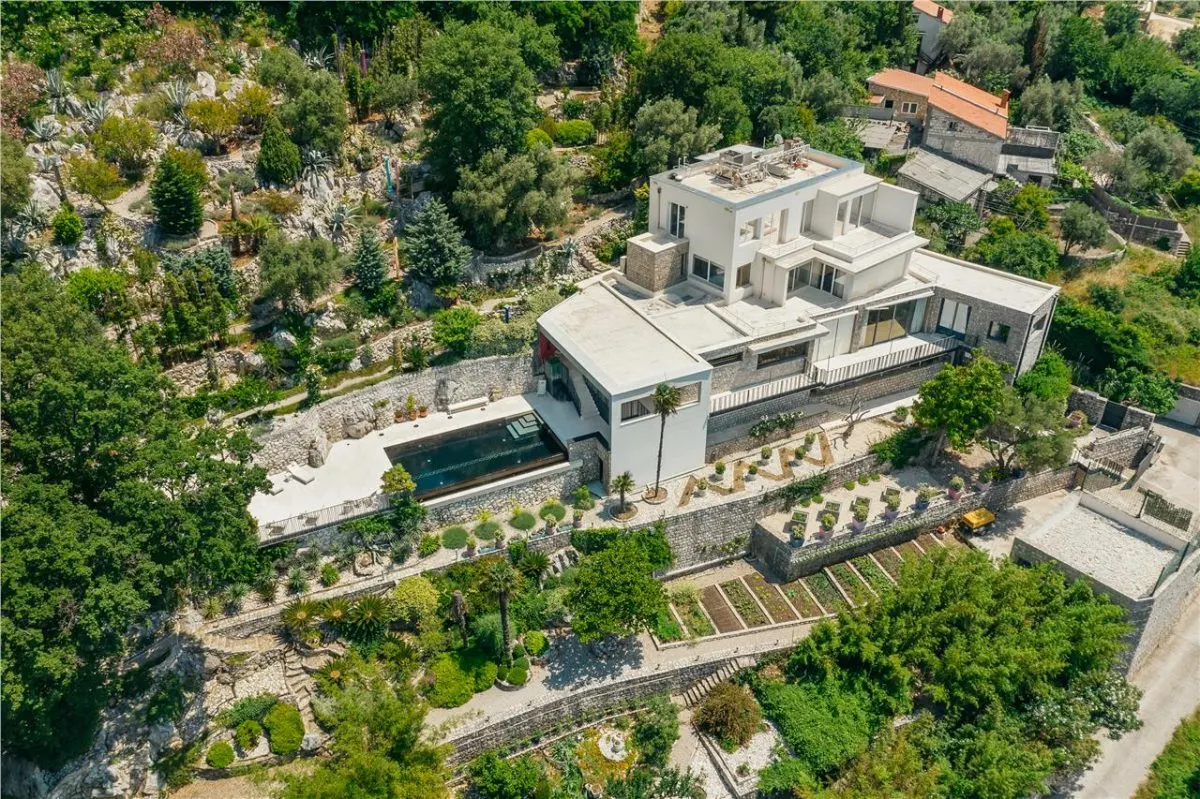 Villa for Sale in Budva - foto 2