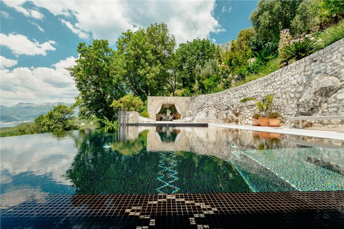 Villa for Sale in Budva - foto 4