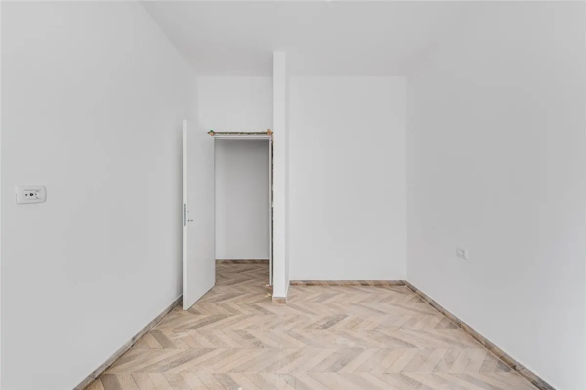 Apartment for Sale in Budva - foto 12