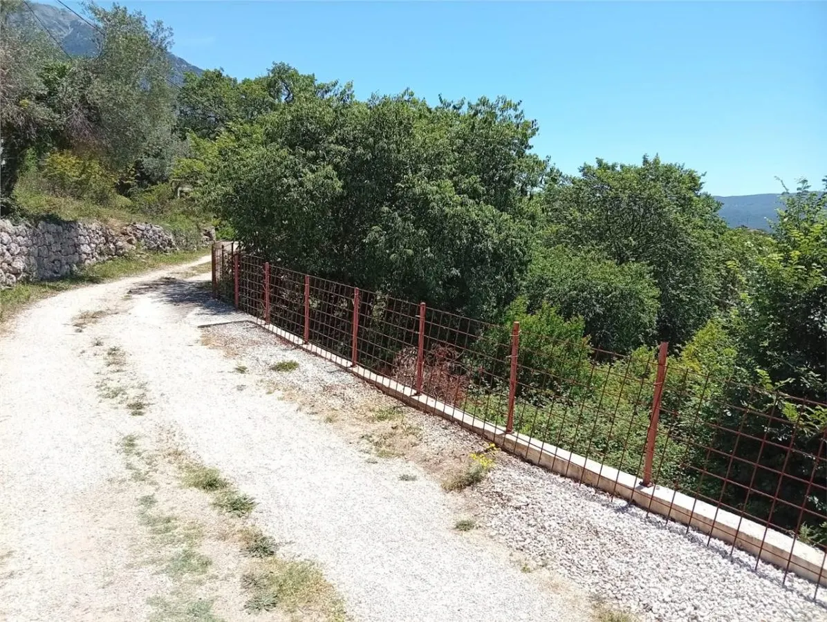 Land for Sale in Kotor - foto 1