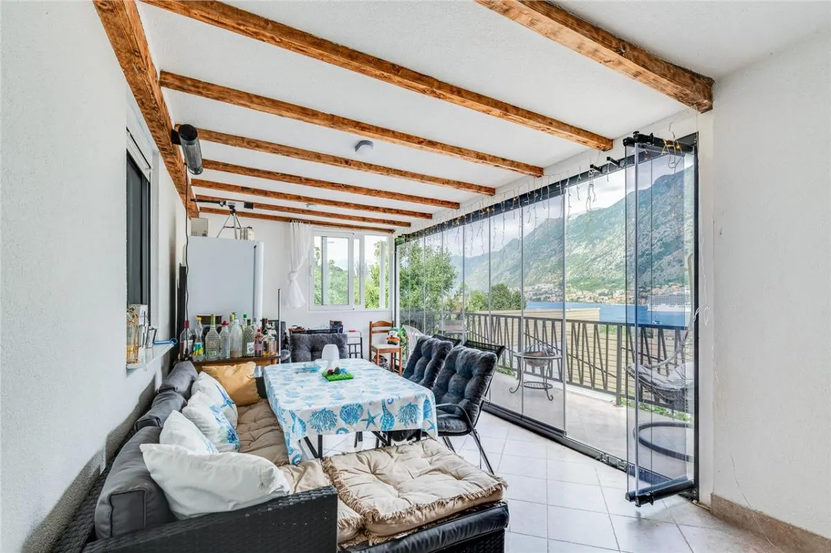 House for Sale in Kotor - foto 2