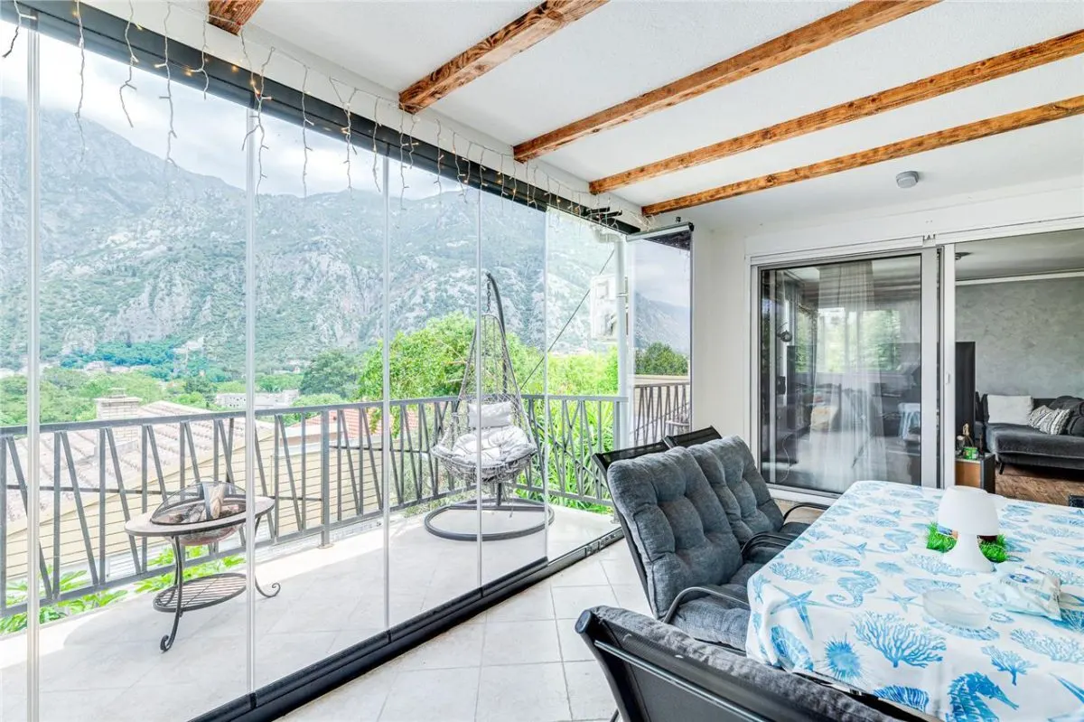 House for Sale in Kotor - foto 11