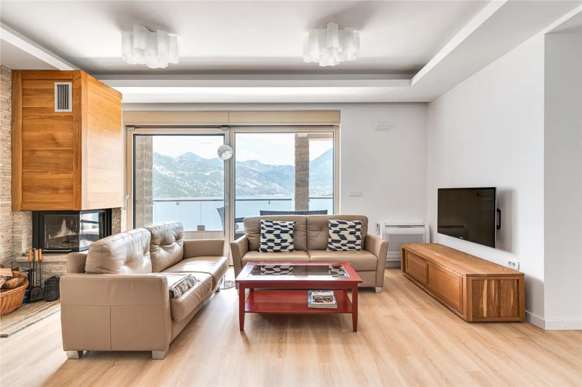 Apartment for Sale in Kotor - foto 2