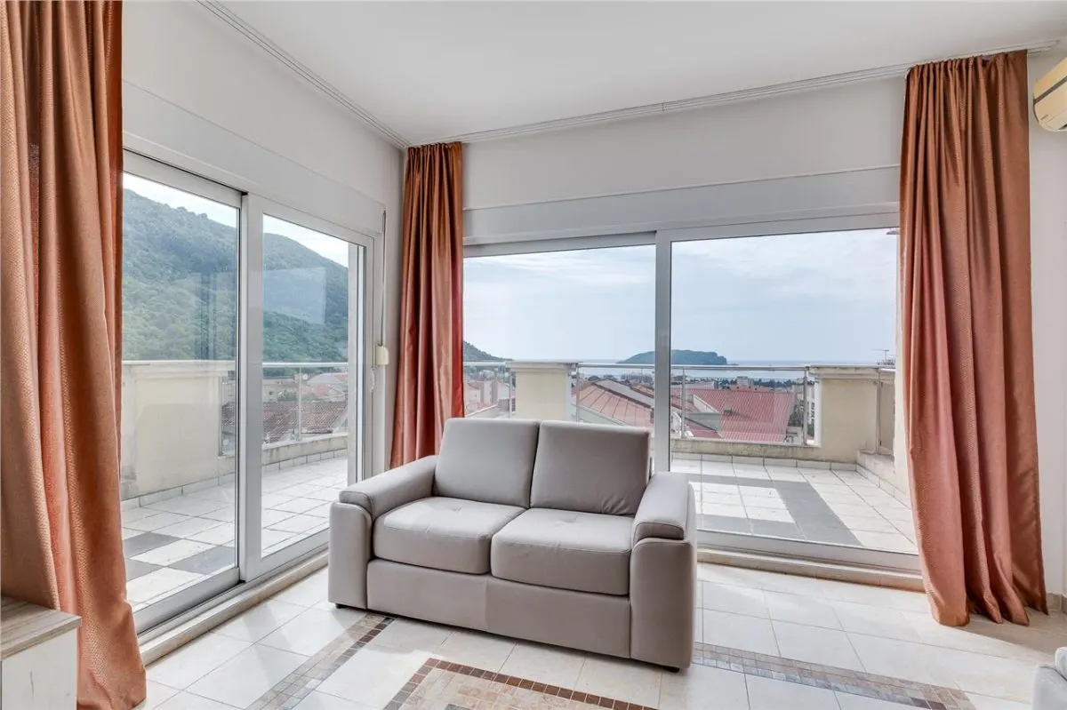 Apartment for Sale in Budva - foto 1