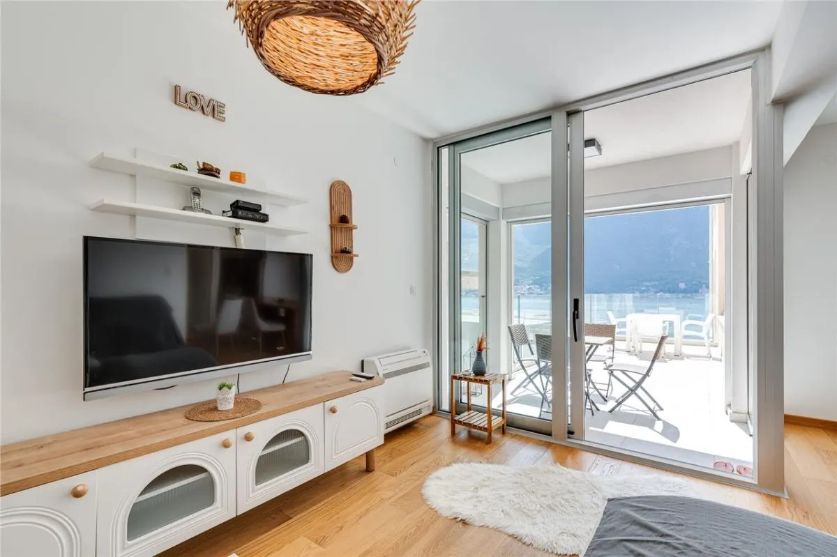 Apartment for Sale in Kotor - foto 2