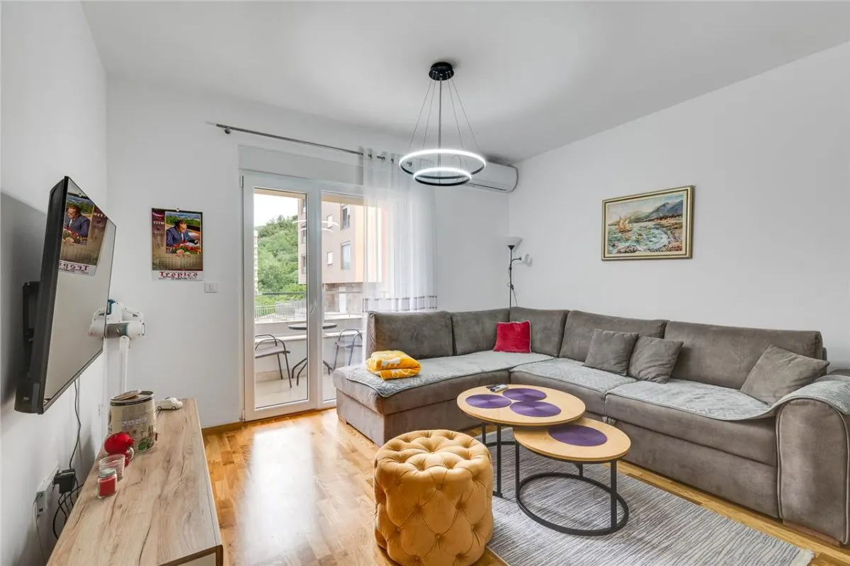 Apartment for Sale in Budva - foto 1