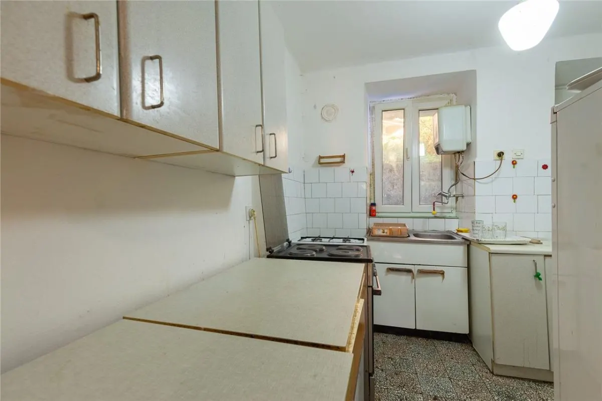 House for Sale in Kotor - foto 12