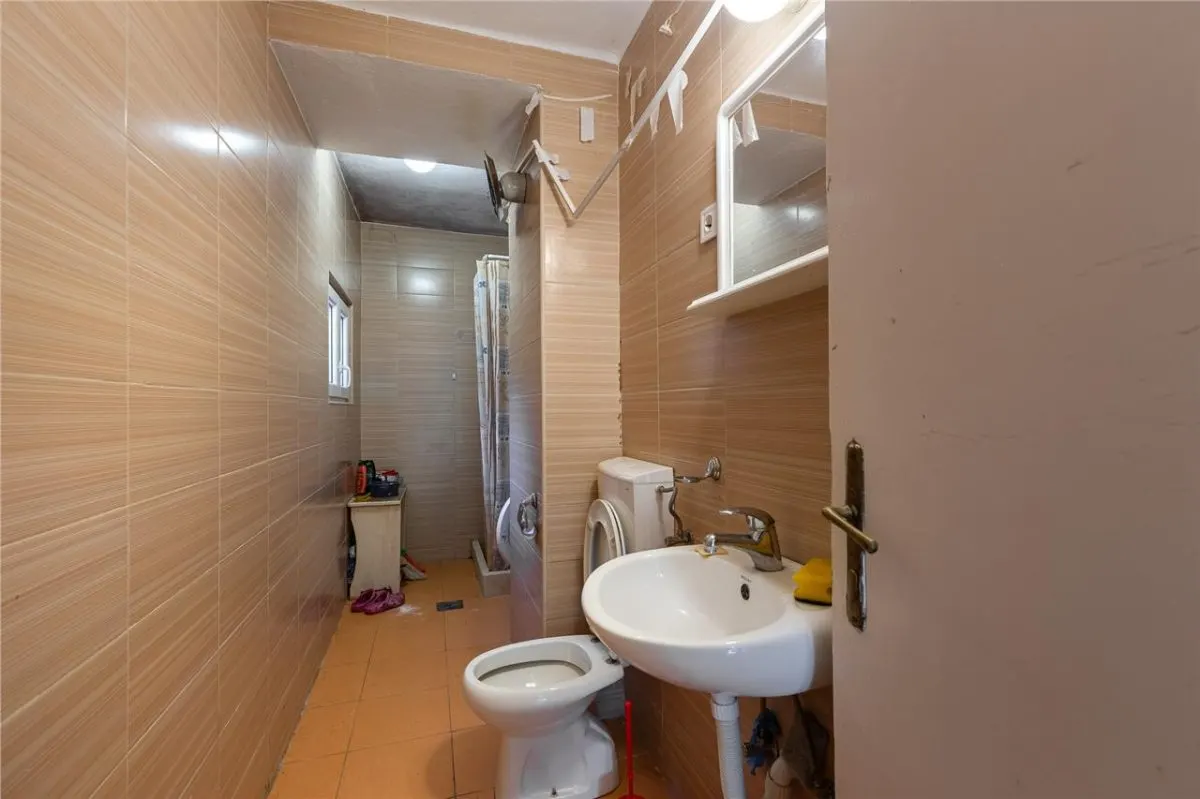 House for Sale in Kotor - foto 13