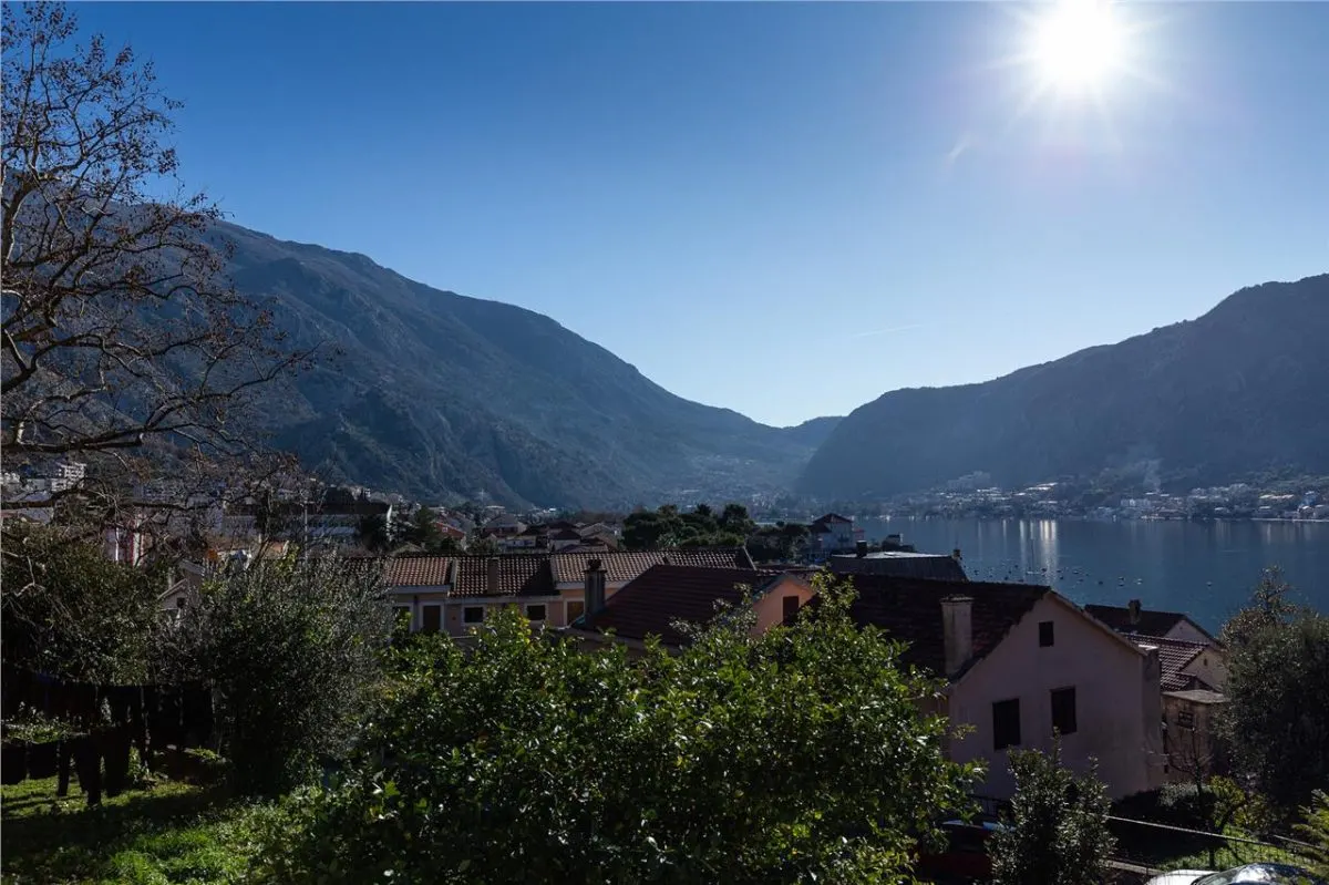 House for Sale in Kotor - foto 8