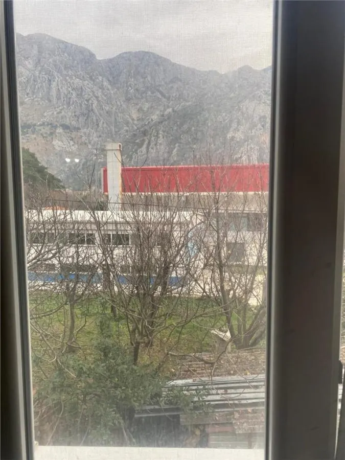 House for Sale in Kotor - foto 1