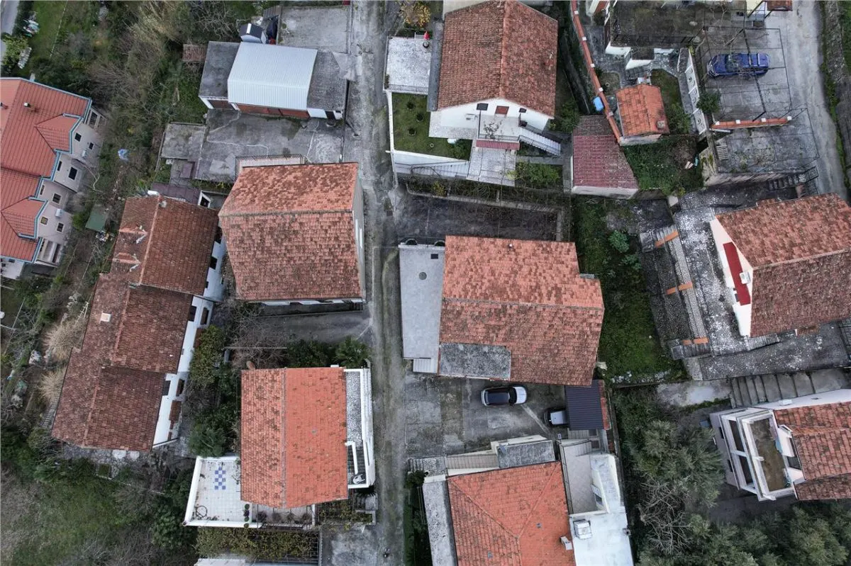 House for Sale in Kotor - foto 5
