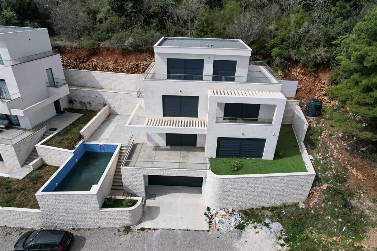 Villa for Sale in Budva - foto 23