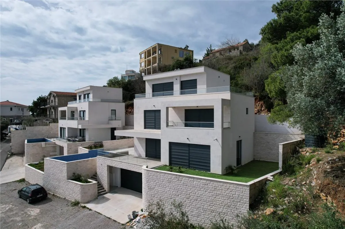 Villa for Sale in Budva - foto 25