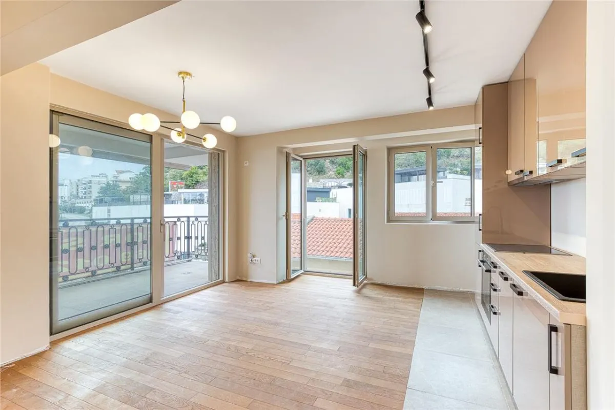Apartment for Sale in Budva - foto 1
