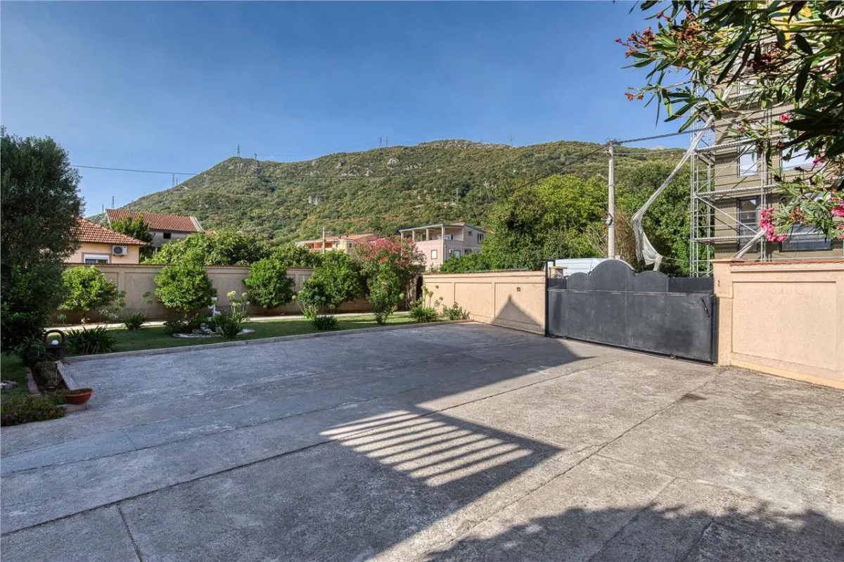 Villa for Sale in Budva - foto 11