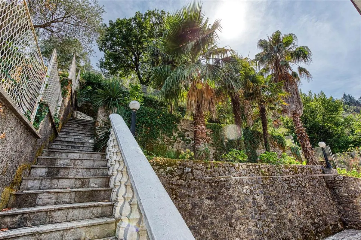 House for Sale in Kotor - foto 13