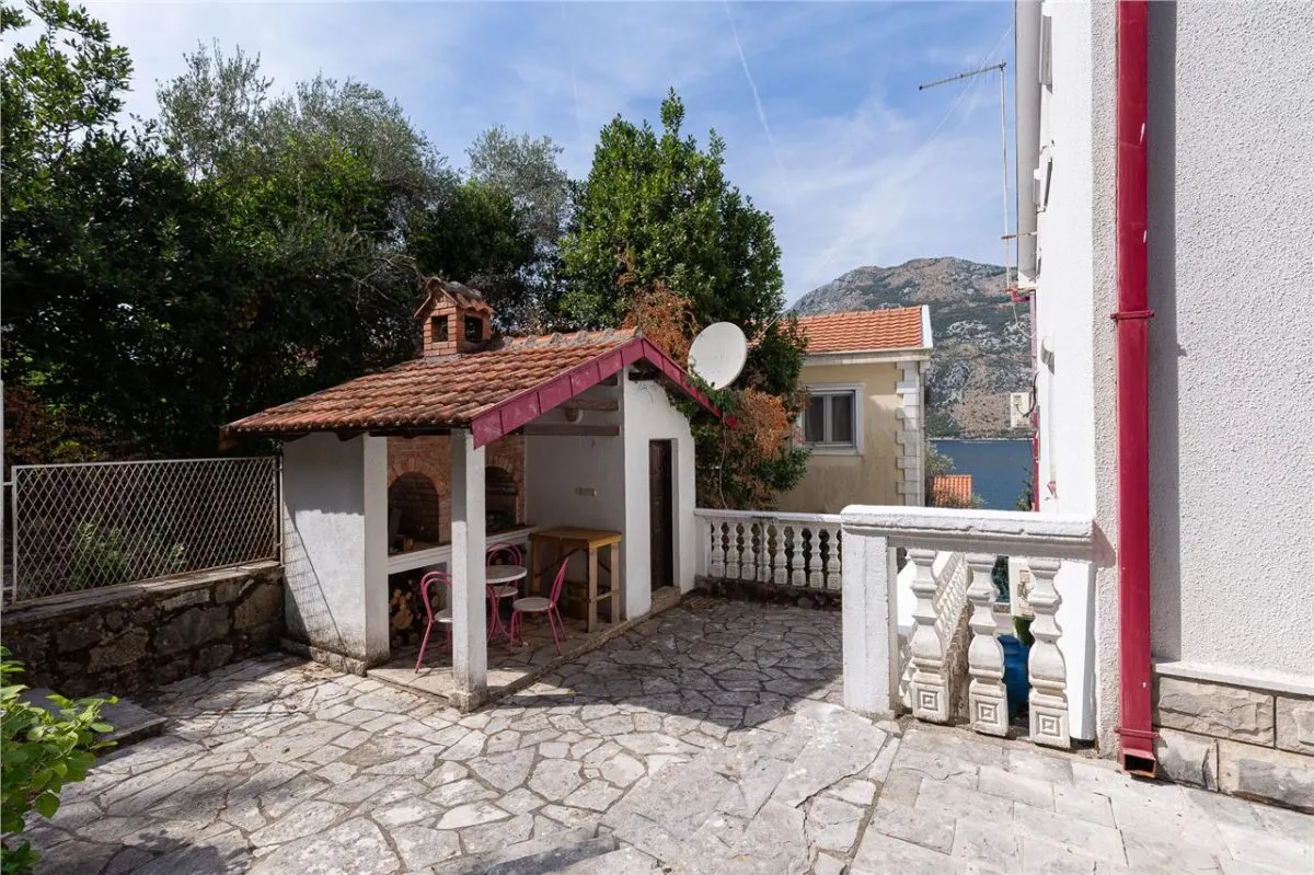 House for Sale in Kotor - foto 14