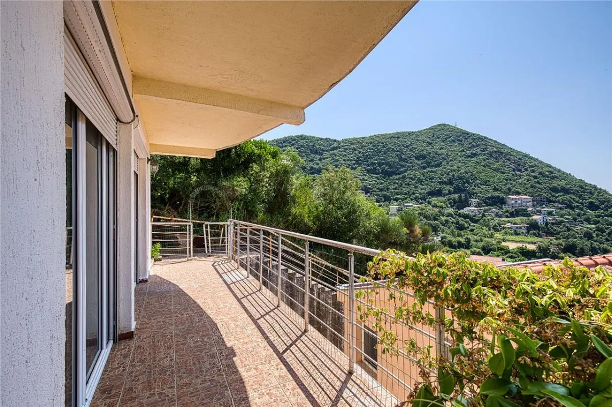 House for Sale in Budva - foto 11