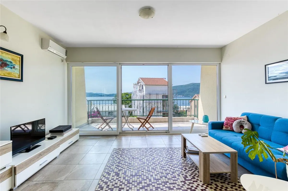 Apartment for Sale in Herceg-Novi - foto 1