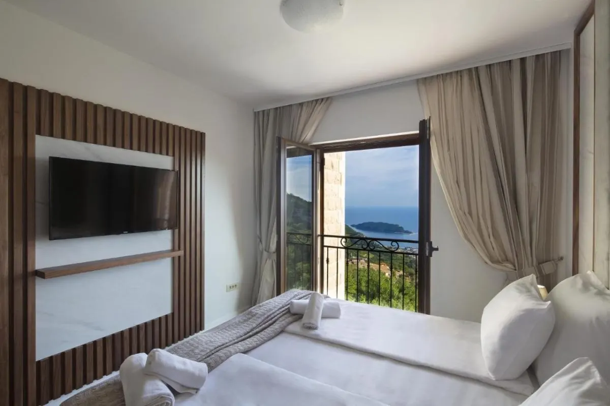 Villa for Sale in Budva - foto 24