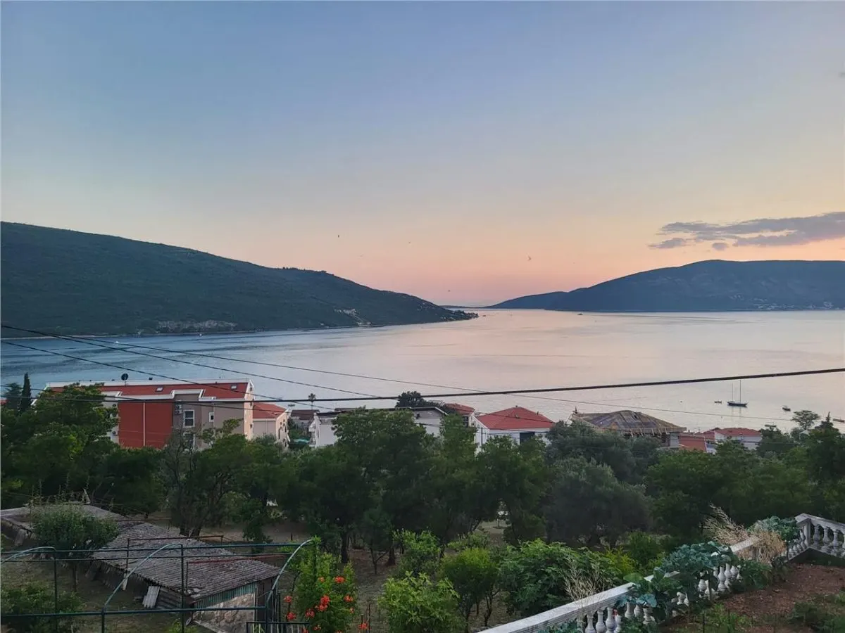 Land for Sale in Herceg-Novi - foto 1