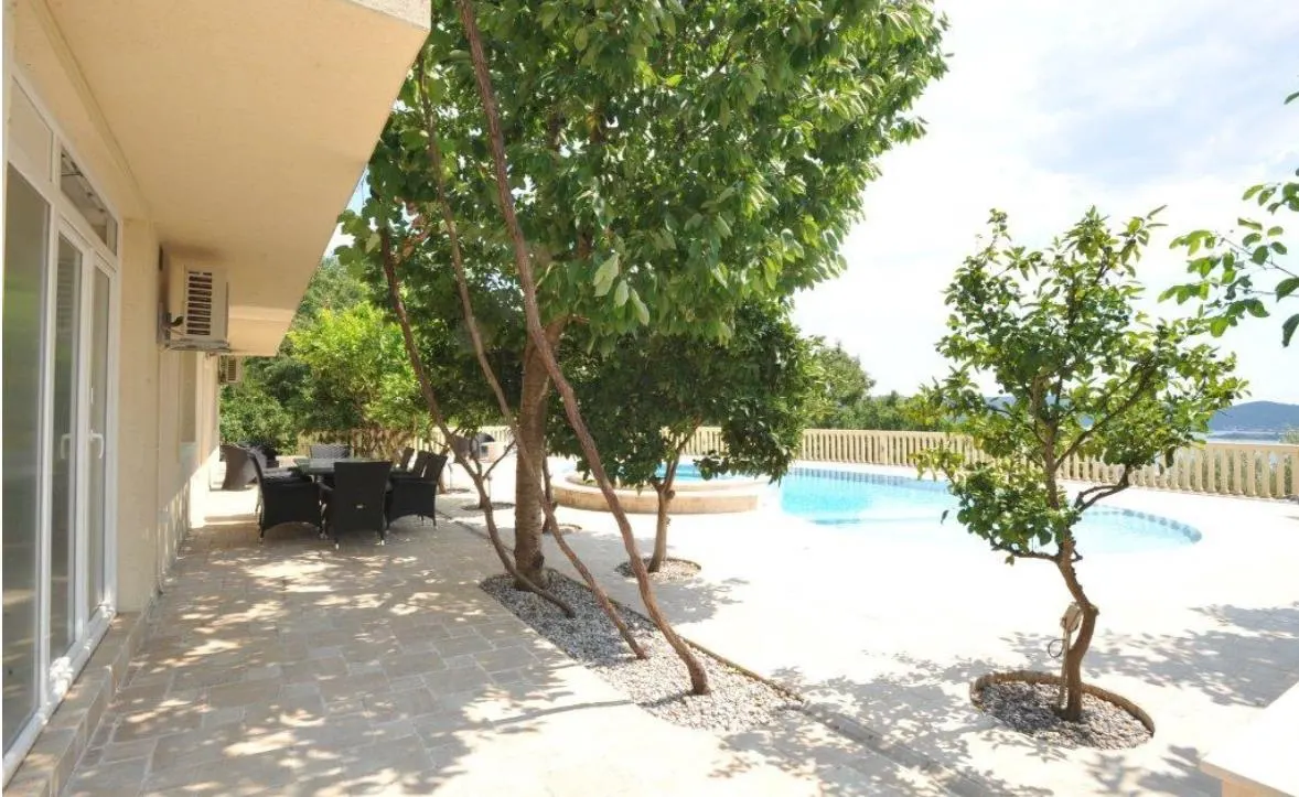 Villa for Sale in Tivat - foto 5