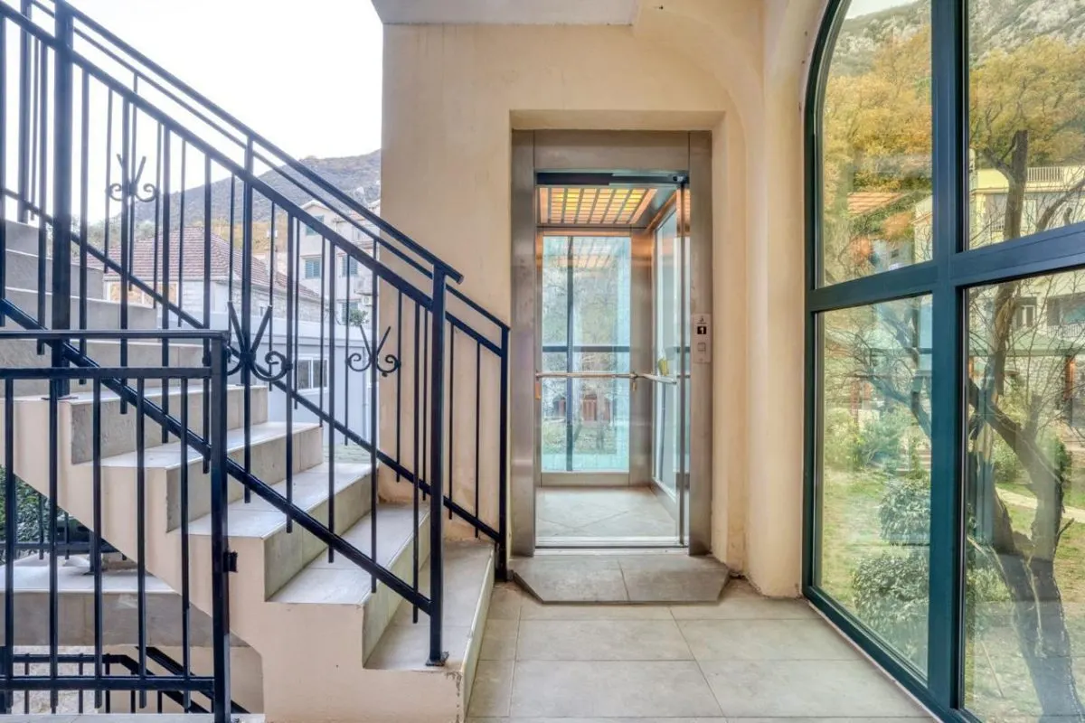 House for Sale in Kotor - foto 21