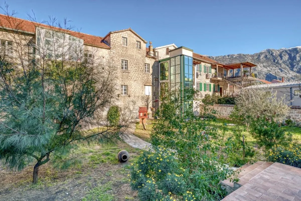 House for Sale in Kotor - foto 9