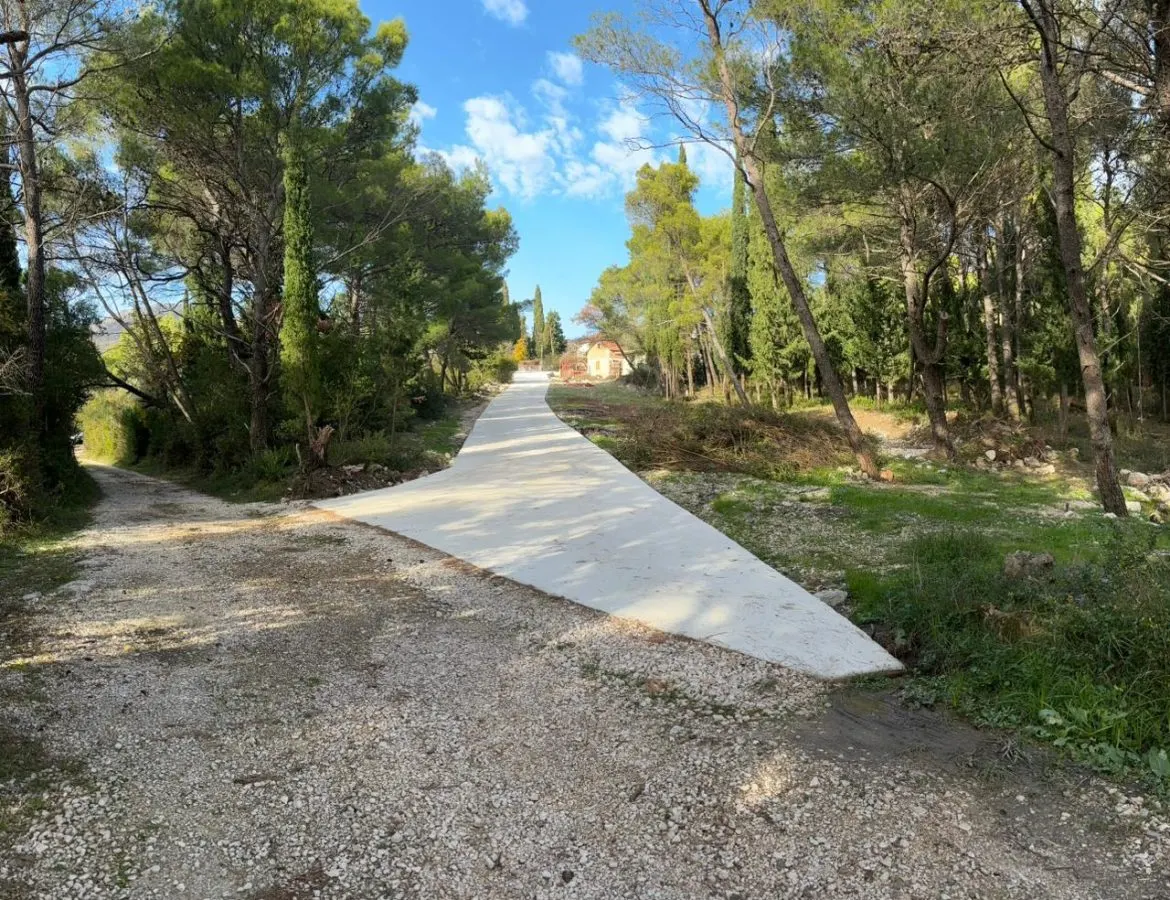 Land for Sale in Herceg-Novi - foto 1